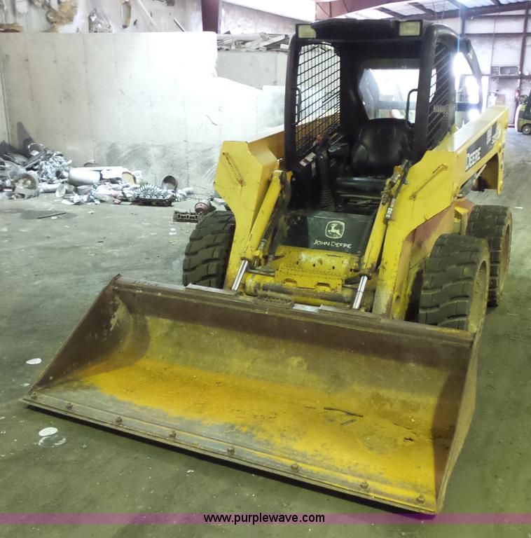 image for item L3514 2005 John Deere 325 skid steer
