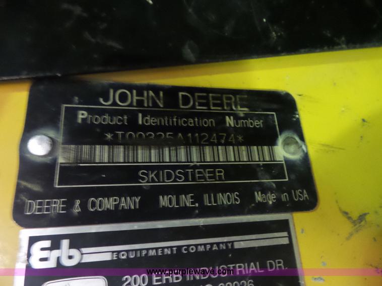 image for item L3514 2005 John Deere 325 skid steer