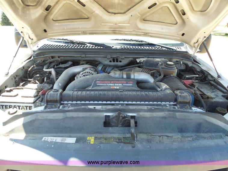 image for item AL9140 2005 Ford F350 Super Duty utility truck