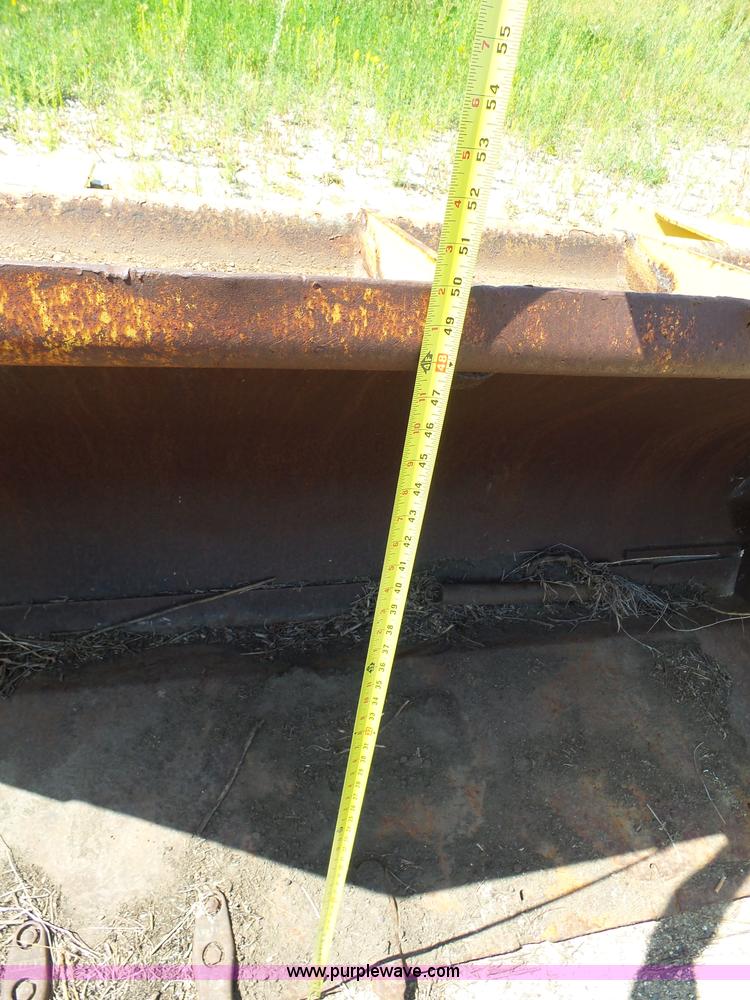 image for item AL9148 Wheel loader bucket