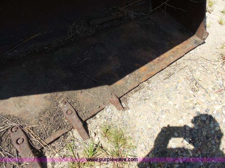 image for item AL9148 Wheel loader bucket