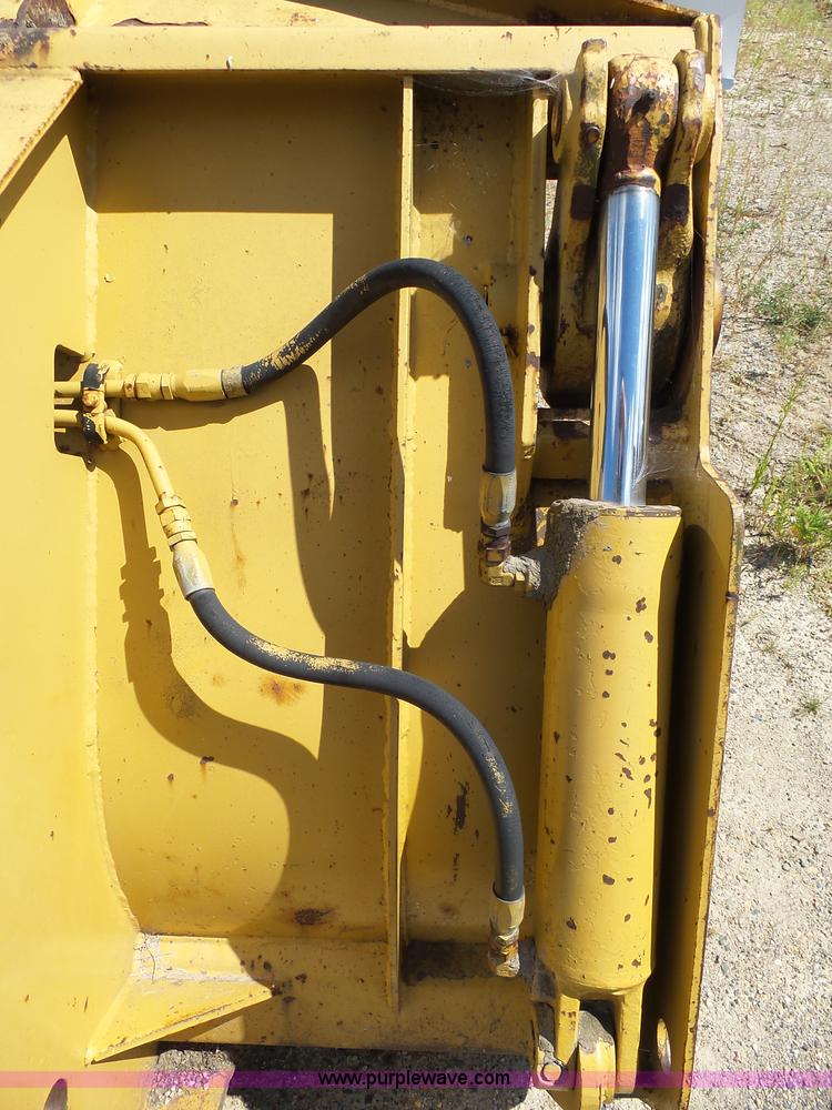 image for item AL9148 Wheel loader bucket