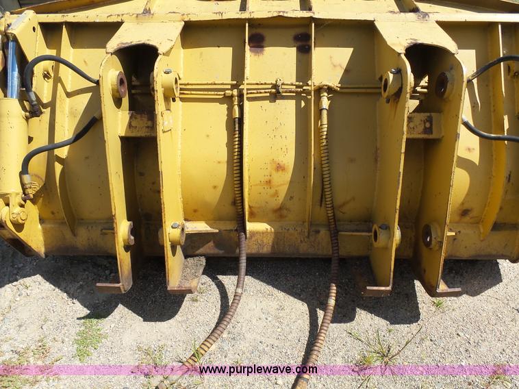 image for item AL9148 Wheel loader bucket