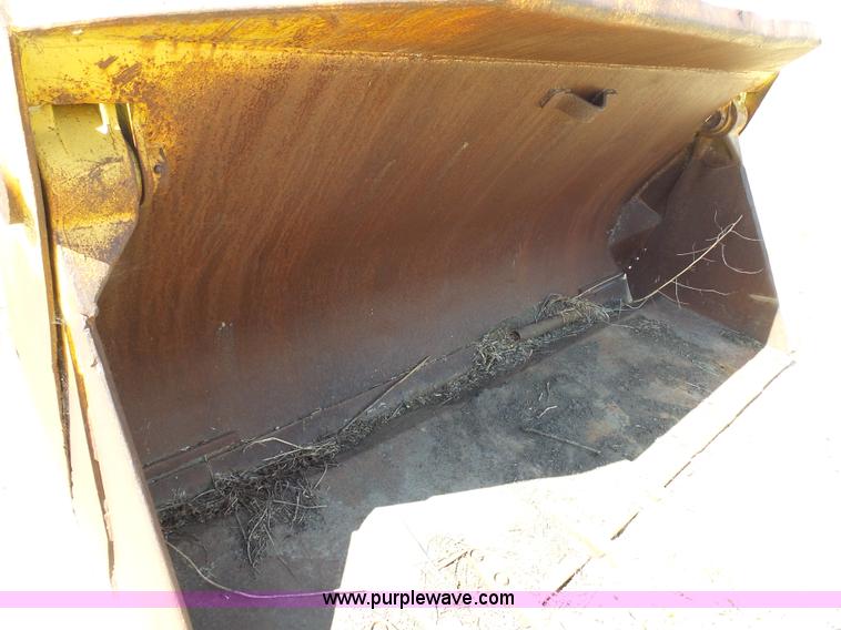 image for item AL9148 Wheel loader bucket