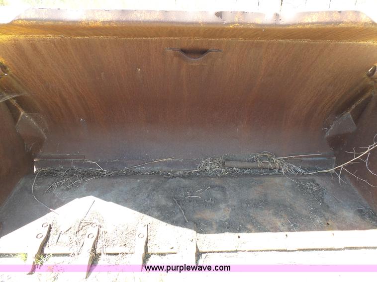 image for item AL9148 Wheel loader bucket