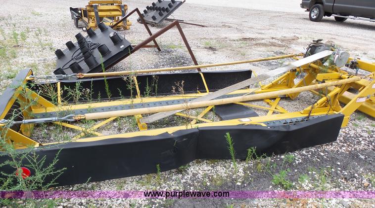 image for item BM9691 Trinity MPS-350 crash attenuator