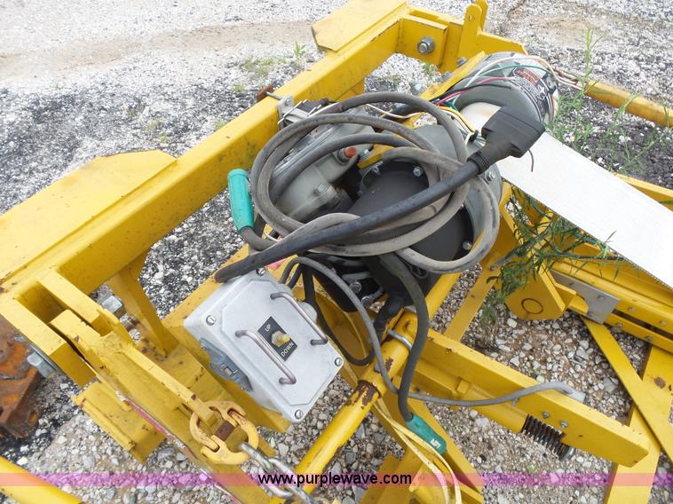 image for item BM9691 Trinity MPS-350 crash attenuator