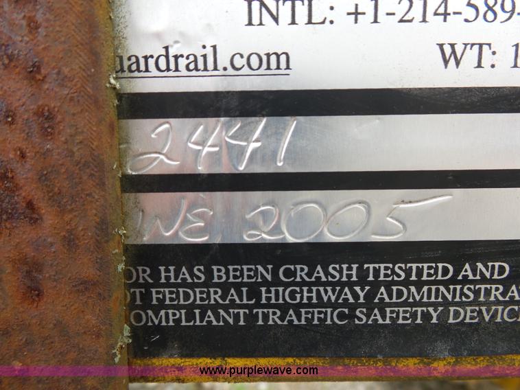 image for item BM9691 Trinity MPS-350 crash attenuator