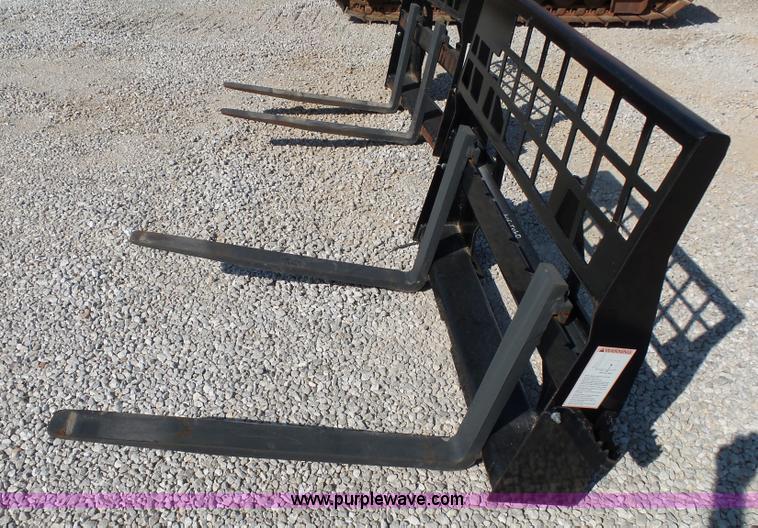 image for item BM9698 Virnig SSL pallet forks