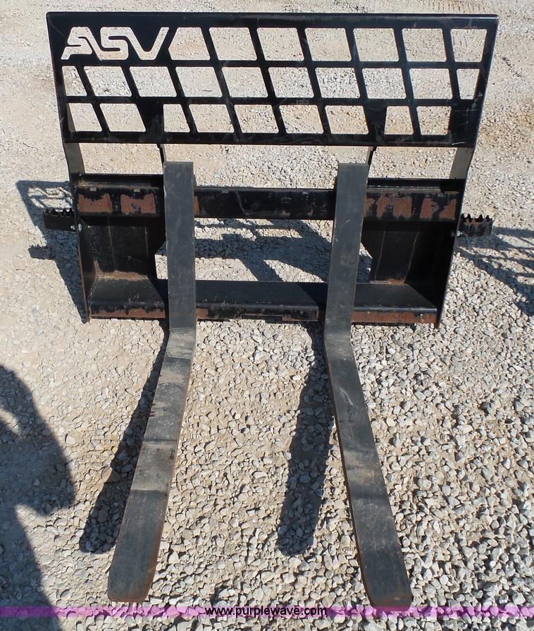 image for item BM9699 Virnig SSL pallet forks