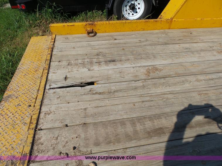 image for item BM9700 2008 Redi Haul ML7460 tilt deck trailer