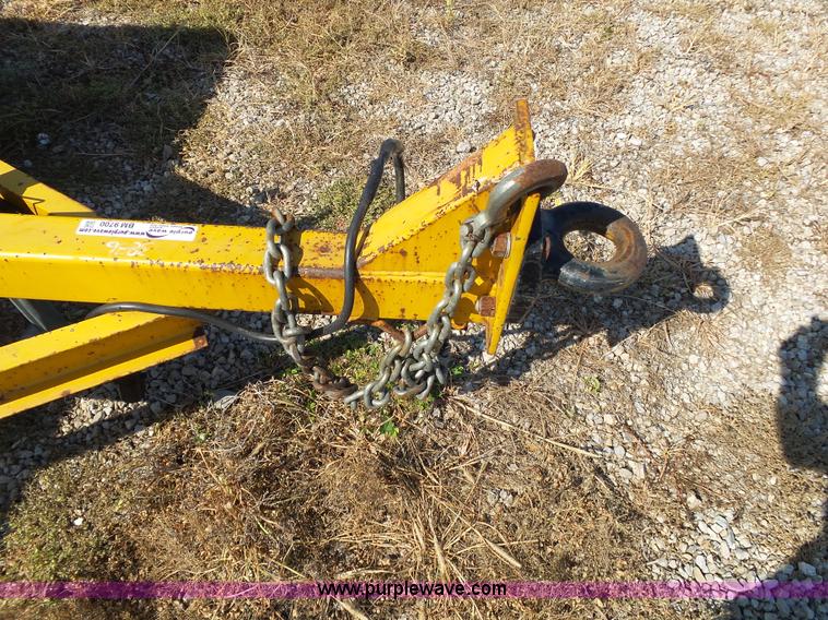 image for item BM9700 2008 Redi Haul ML7460 tilt deck trailer