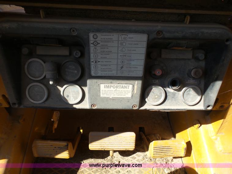 image for item BR9103 Fiat-Allis FL10 track loader