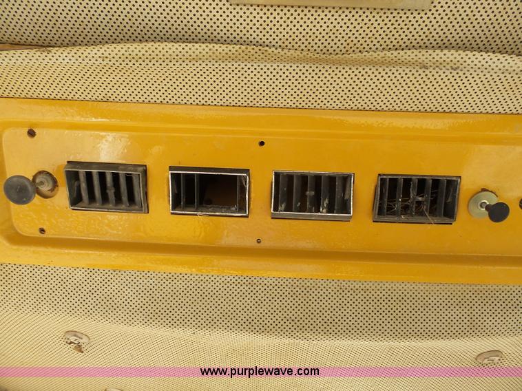 image for item BR9103 Fiat-Allis FL10 track loader