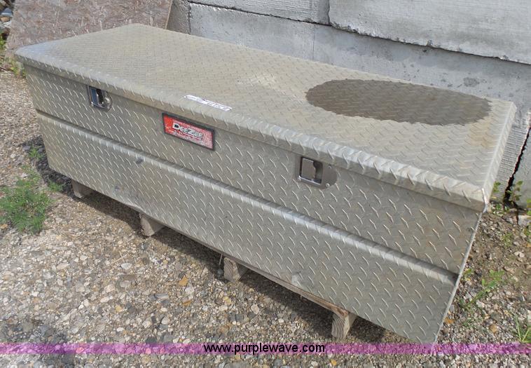 image for item BR9126 Dee Zee toolbox