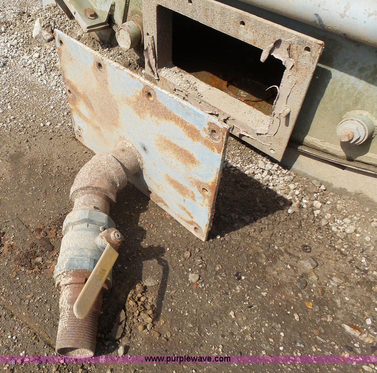 image for item BR9127 Water tank truck bed