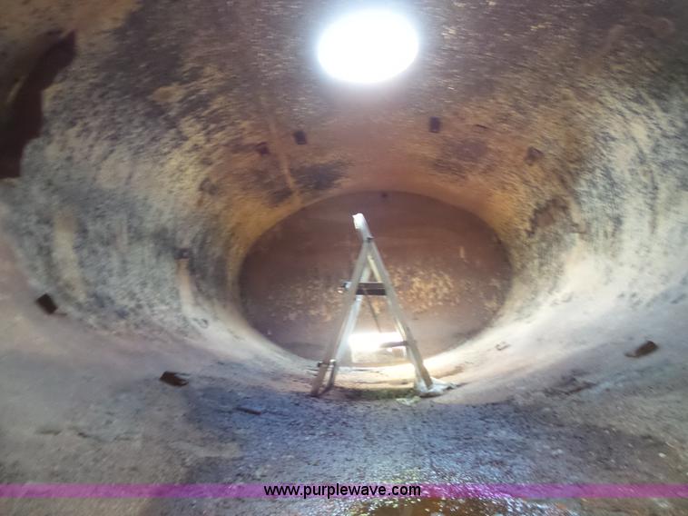 image for item BR9127 Water tank truck bed