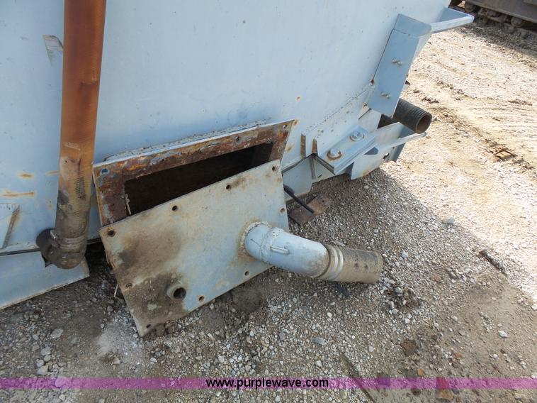 image for item BR9127 Water tank truck bed