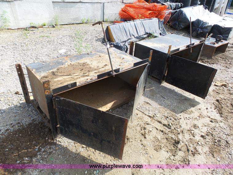 image for item BR9128 (2) under bed toolboxes