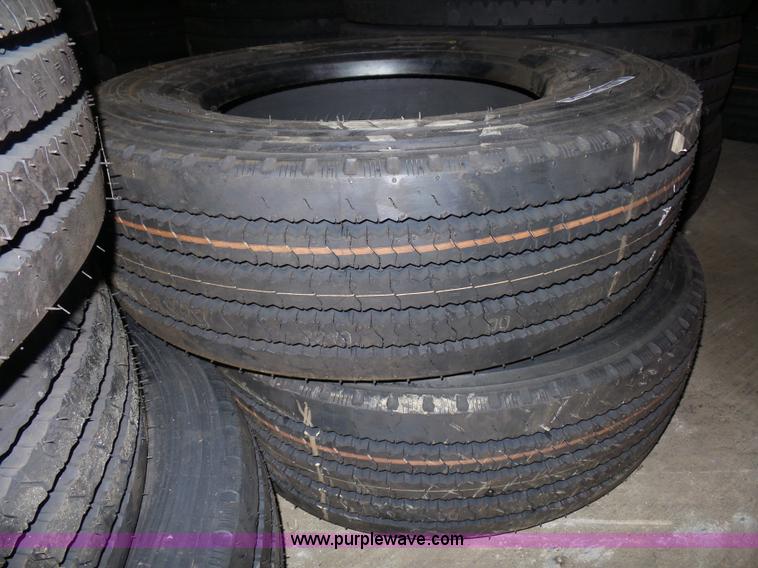 image for item BS9564 (2) Yokohama 245/70R19.5 tires