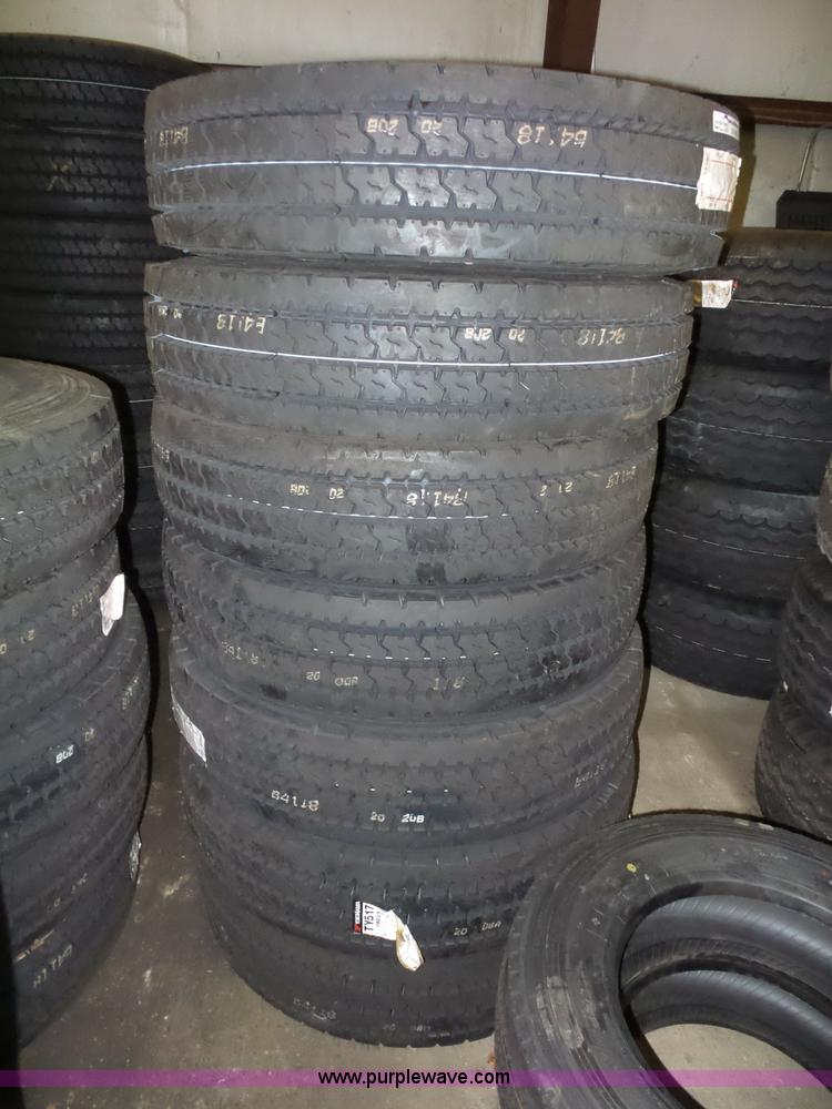 image for item BS9565 (7) Yokohama 11R22.5 tires