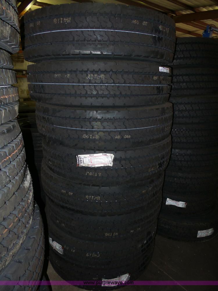 image for item BS9572 (8) Yokohama 11R22.5 tires