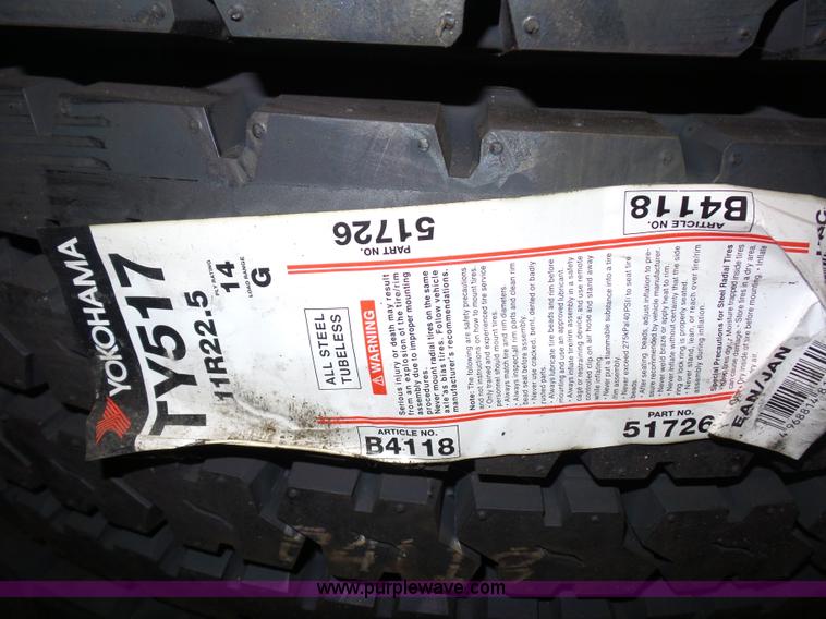 image for item BS9572 (8) Yokohama 11R22.5 tires