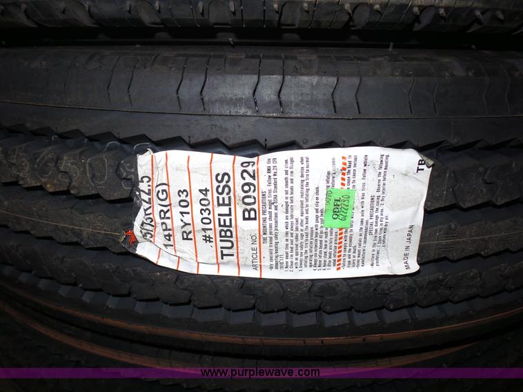 image for item BS9575 (6) Yokohama 265/75R22.5 tires