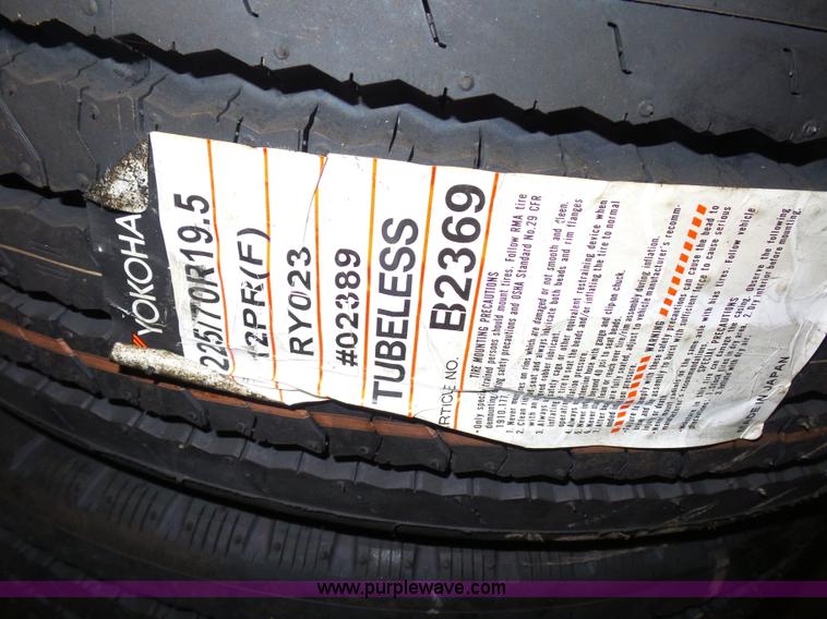 image for item BS9583 (6) Yokohama 225/70R19.5 tires