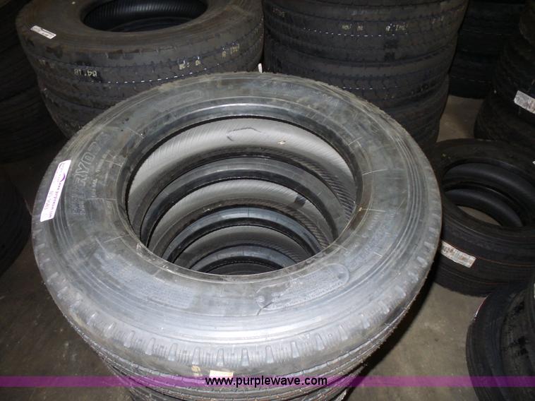 image for item BS9583 (6) Yokohama 225/70R19.5 tires