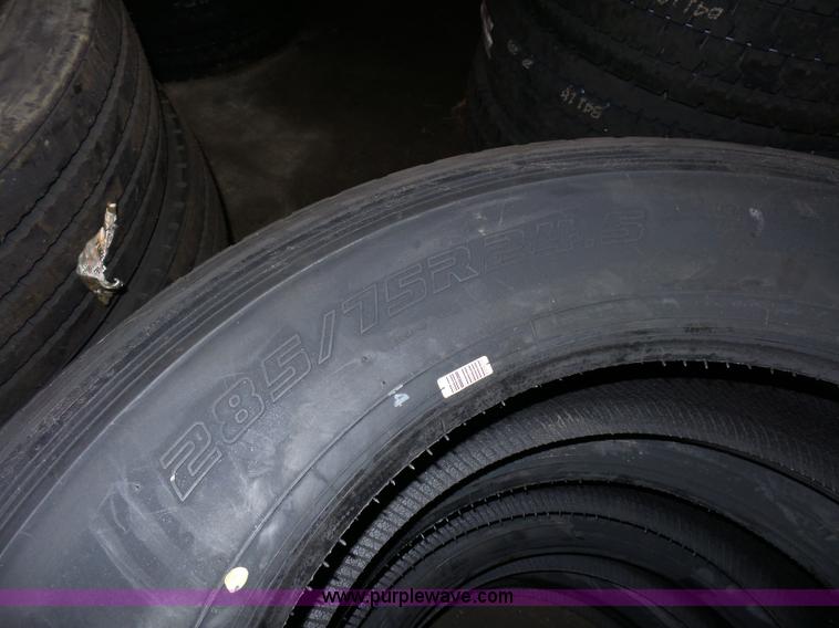 image for item BS9586 (4) Yokohama 285/75R24.5 tires