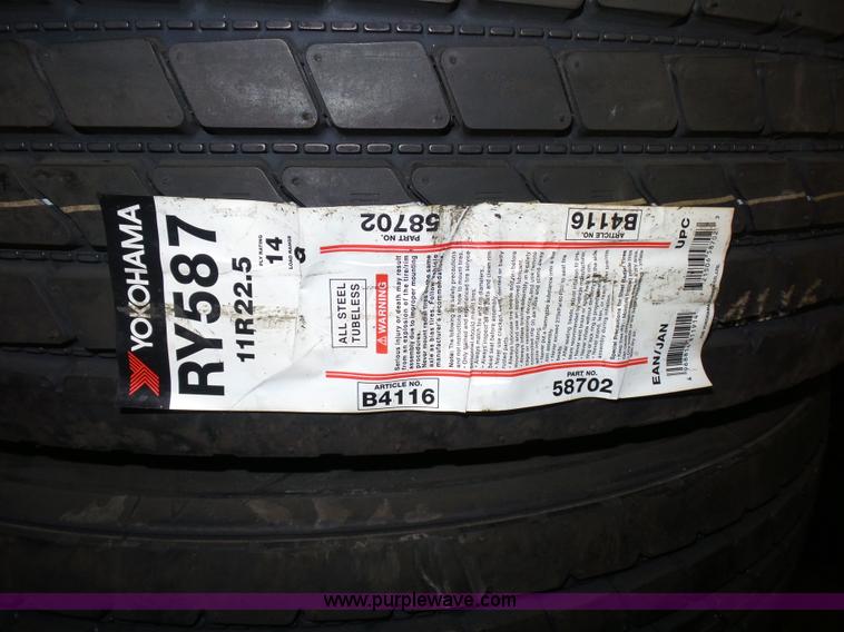 image for item BS9587 (4) Yokohama 11R22.5 tires