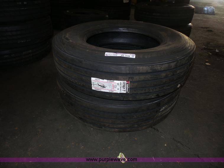 image for item BS9588 (2) Yokohama 295/75R22.5 tires