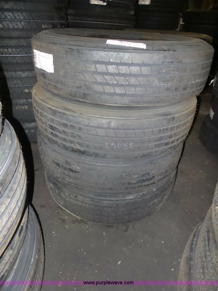image for item BS9591 (4) Yokohama 295/75R22.5 tires