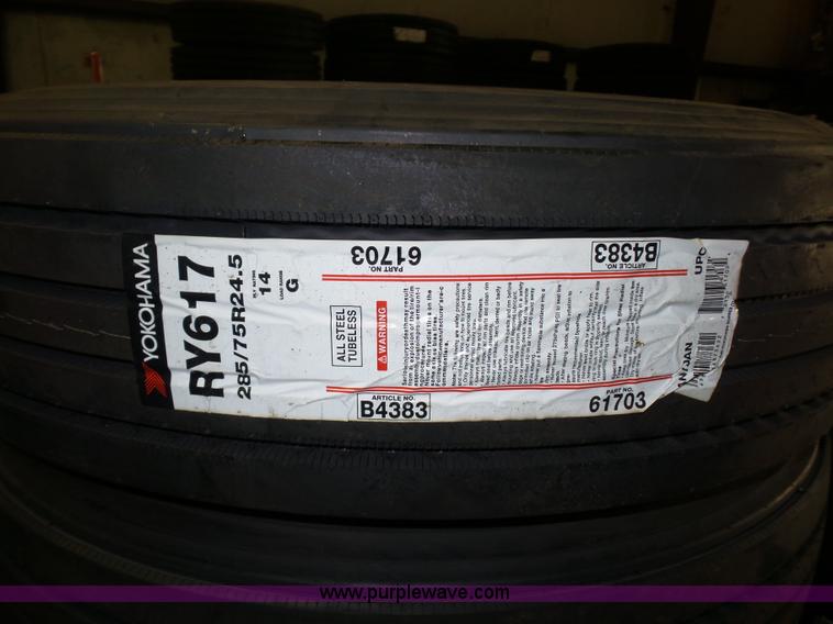 image for item BS9595 (4) Yokohama 285/75R24.5 tires