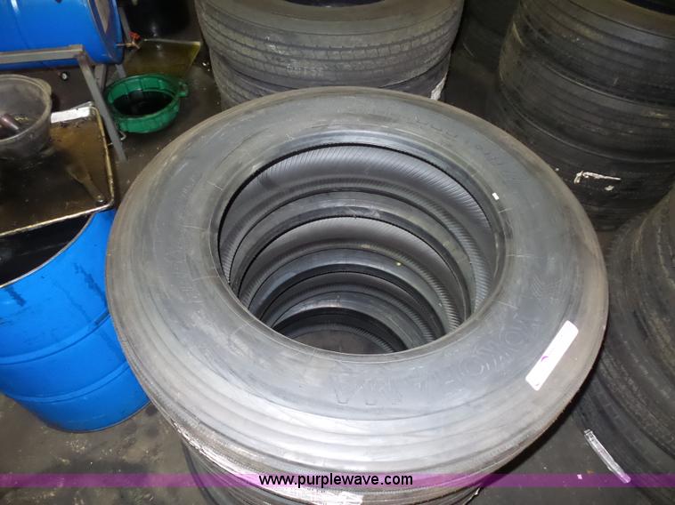 image for item BS9595 (4) Yokohama 285/75R24.5 tires