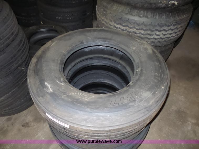 image for item BS9597 (4) Yokohama 11R22.5 tires
