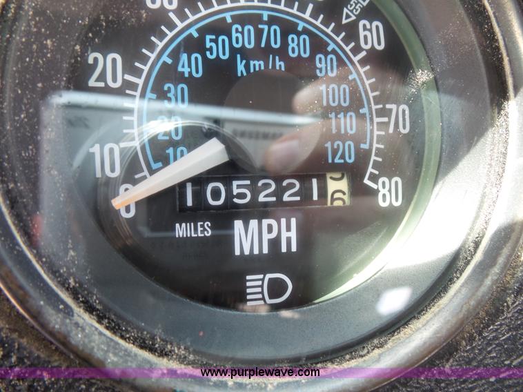 image for item BS9827 1990 Mack RD600K dump truck