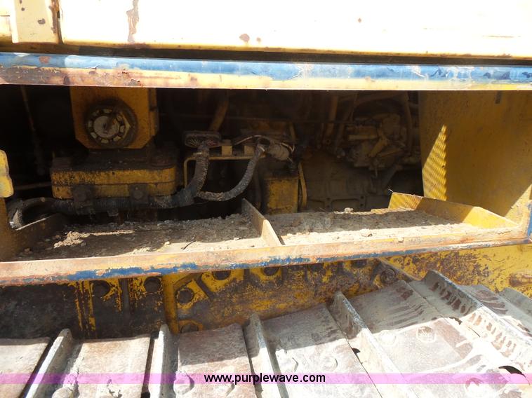 image for item BS9828 1993 Komatsu D66S track loader