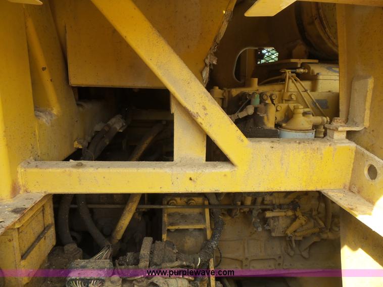 image for item BS9828 1993 Komatsu D66S track loader