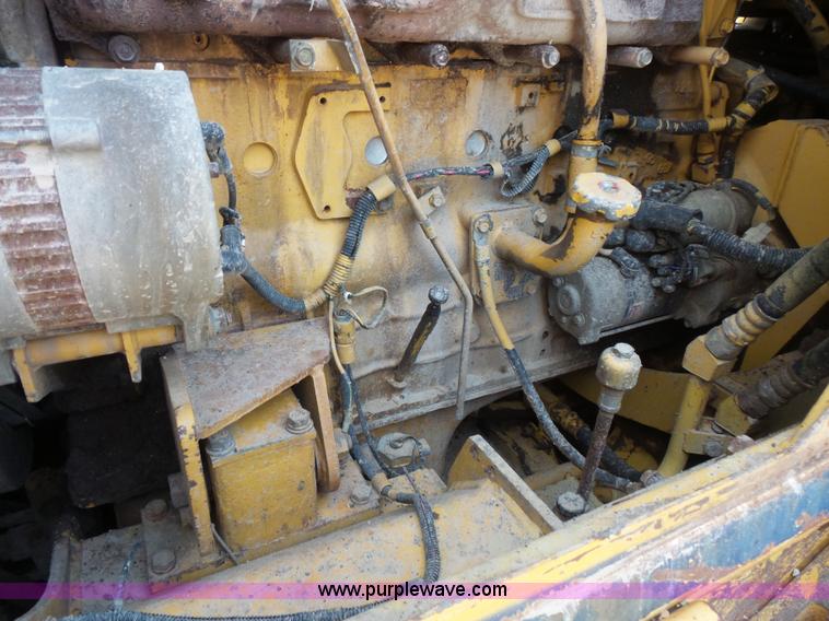 image for item BS9828 1993 Komatsu D66S track loader
