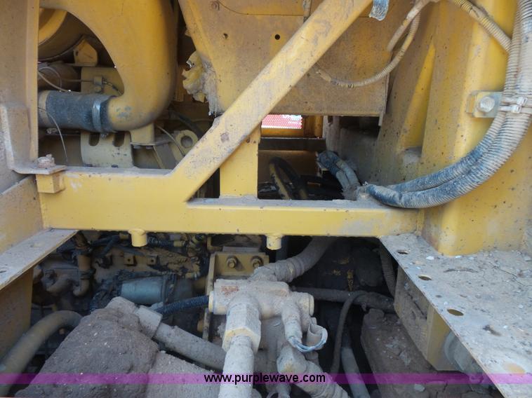 image for item BS9828 1993 Komatsu D66S track loader