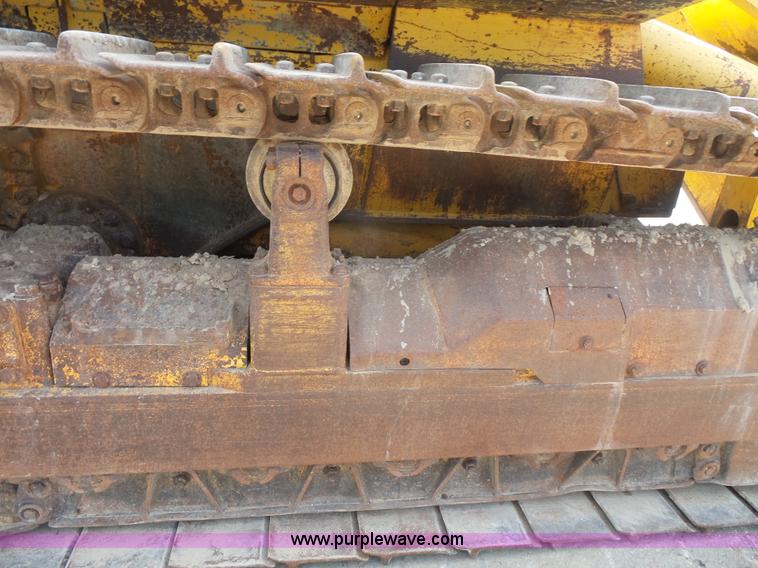 image for item BS9828 1993 Komatsu D66S track loader