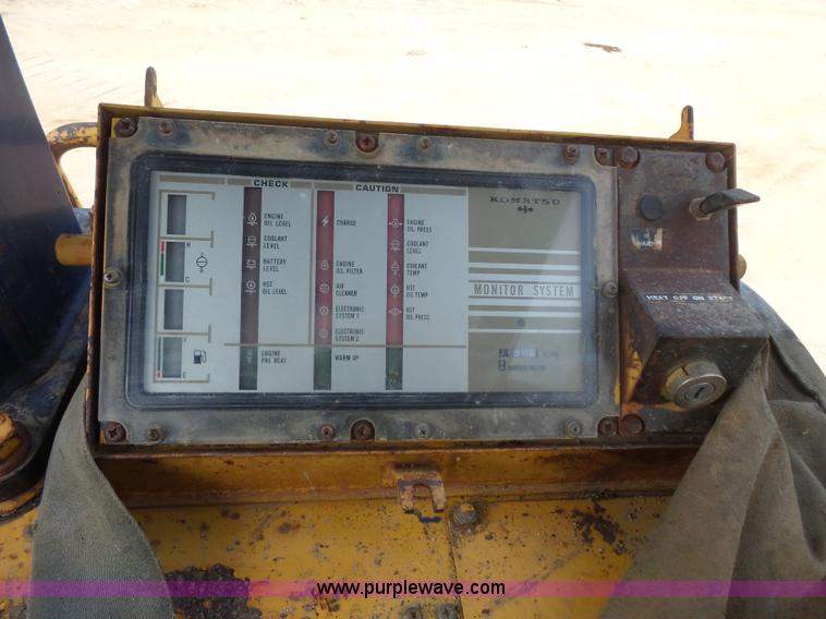 image for item BS9828 1993 Komatsu D66S track loader