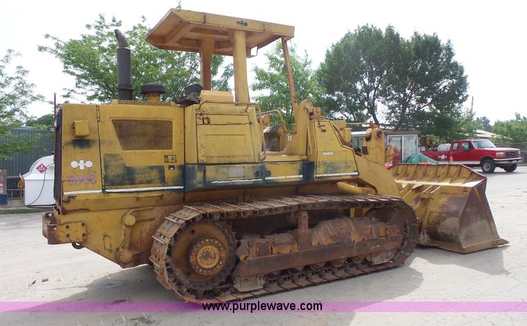 image for item BS9829 1987 Komatsu D66S track loader