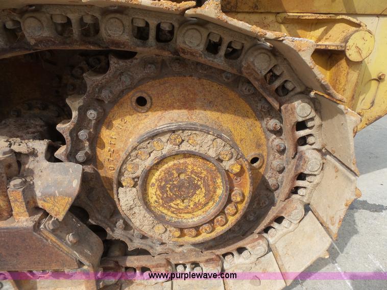image for item BS9829 1987 Komatsu D66S track loader