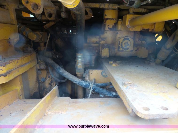 image for item BS9829 1987 Komatsu D66S track loader