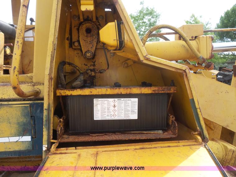 image for item BS9829 1987 Komatsu D66S track loader