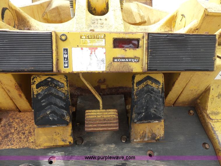 image for item BS9829 1987 Komatsu D66S track loader