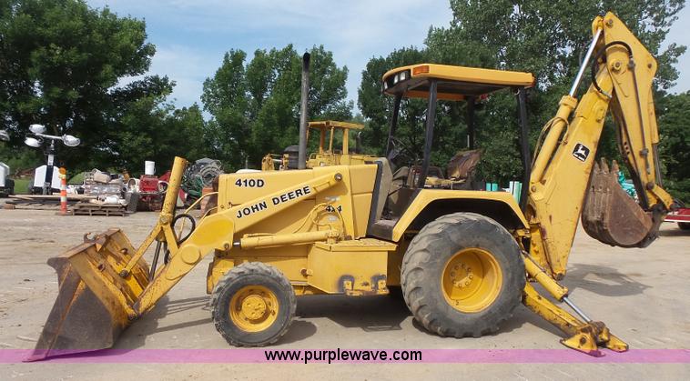 image for item BS9830 1993 John Deere 410D backhoe